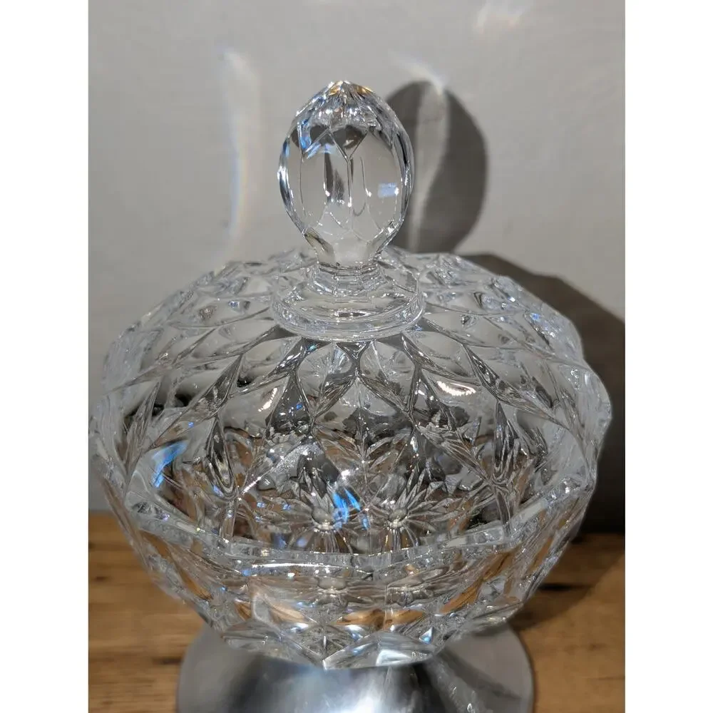 Vintage Wallace Silver Plate Pedestal Crystal Lidded Candy Dish USA Made - Picture 4 of 8